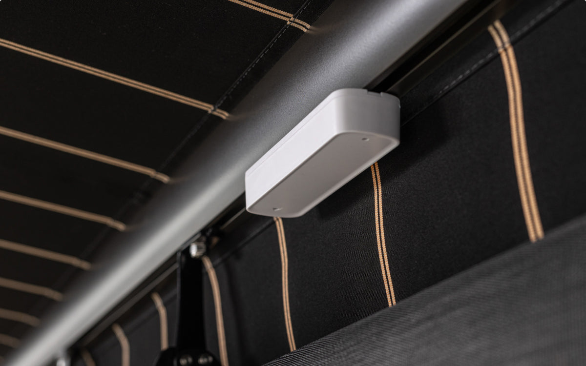 Wind sensor for a retractable awning